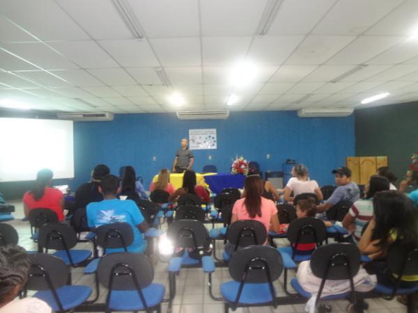Acad&ecirc;micos de Pedagogia da UESPI realizam I SIPEC em Floriano.(Imagem:FlorianoNews)