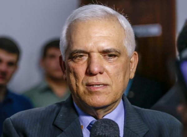 Themístocles destina emenda para auxílio de crianças carentes