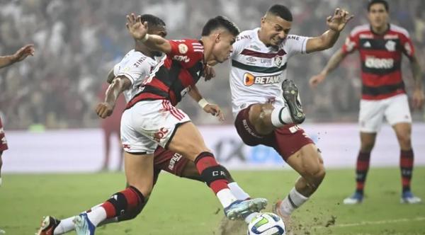 Em clássico de tempos distintos, Flamengo e Fluminense empatam no Maracanã