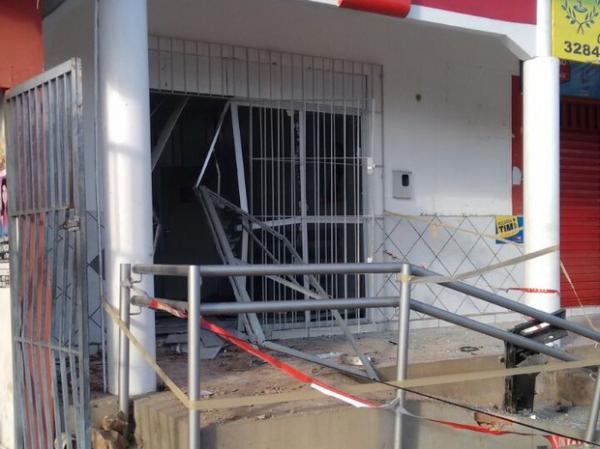 Bandidos explodem mais um posto do Bradesco no interior do Piauí