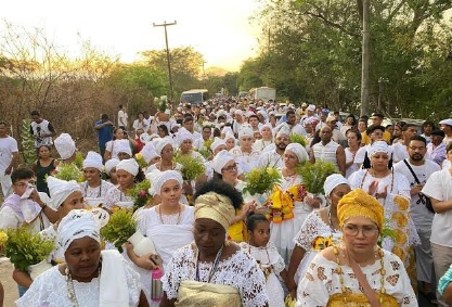 Cultura Negra nos Bairros movimenta o Dirceu com cortejo contra intolerância religiosa neste doming