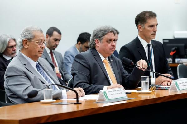 Comissão Mista de Orçamento conclui etapa de recebimento de emendas à LOA 2025