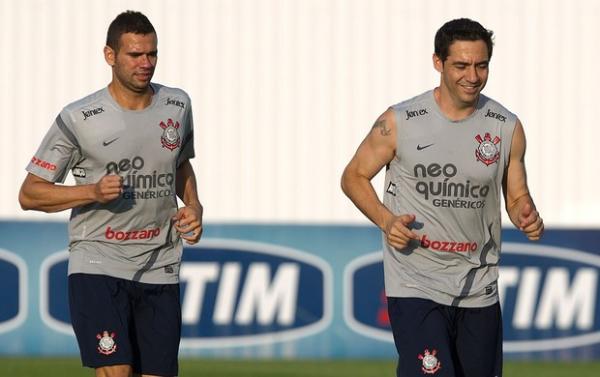 Maior 'arma', defesa corintiana é a melhor da história da Libertadores