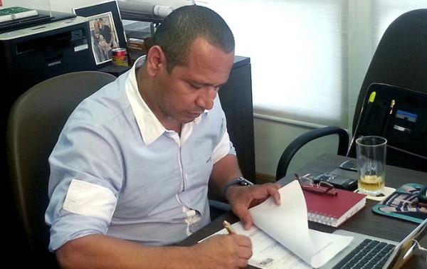 Respons&aacute;vel pela carreira do jogador, Neymar pai vai depor nesta quarta &agrave; Justi&ccedil;a espanhola.(Imagem:Marcelo Hazan)