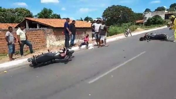 Acidente entre motos deixa quatro pessoas feridas em Floriano