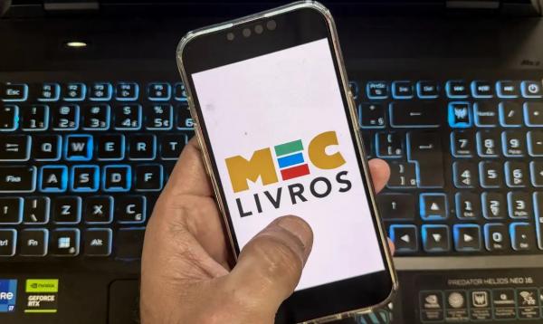 MEC Livros oferece mais 7,8 mil obras em inglês e espanhol