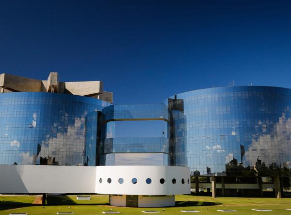 PGR pede ao STF arquivamento de investigação de parlamentares sobre atos antidemocráticos