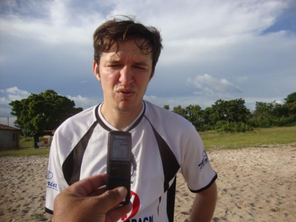 Entrevistou o ex-jogador Maur&iacute;cio, atualmente na dire&ccedil;&atilde;o do CORI(Imagem:FlorianoNews)