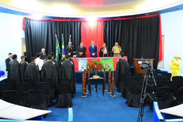 Câmara Municipal de Floriano homenageia a Ordem DeMolay com sessão solene