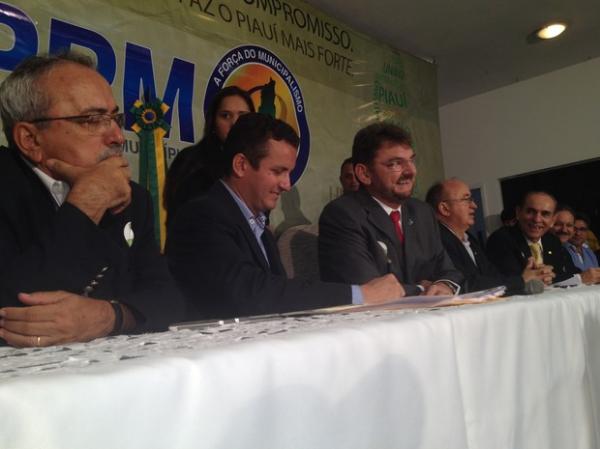 Governador diz que ? Situa&ccedil;&atilde;o dos hospitais municipalizados &eacute; um horror?.(Imagem:Patr&iacute;cia Andrade/G1)