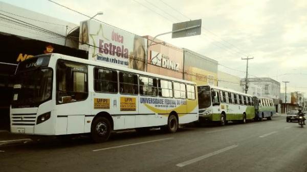 Comissão realiza transporte de eleitores em Floriano