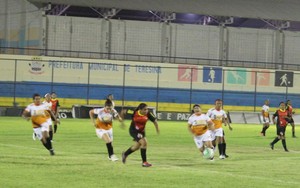 Foguetinhas 'ligam o motor' e faturam o título da Copa Batom nos pênaltis