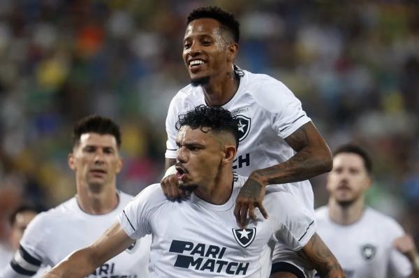 Fla "atropelado", queda de último invicto, brilho de Suárez e Fogão mais líder do que nunca