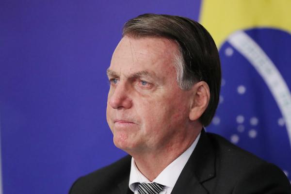 Aliados do governo querem atrasar instalação de CPI da Covid até decisão do plenário do Supremo