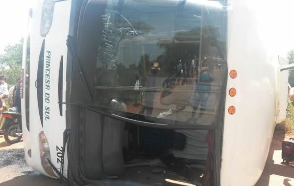 Fake News espalha notícia de acidente com ônibus em Floriano