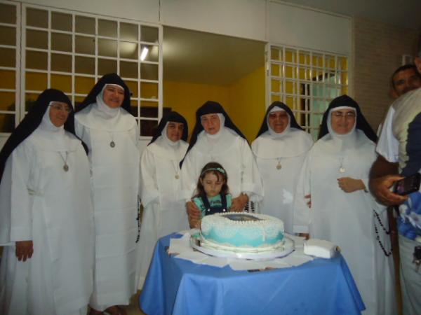 Encerramento dos festejos à Santa Beatriz é marcado por missa e inauguração de busto de Frei Antônio