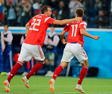 Rússia joga por melhor campanha da história de um anfitrião na 1ª fase