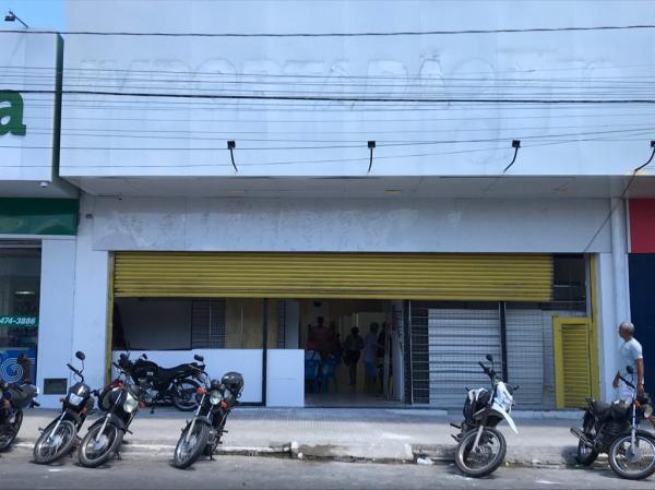 PMF inicia implantação de sistema hidráulico e de esgoto para permissionários do Mercado Central