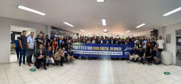 Etipi reúne colaboradores para celebrar a conquista do Piauí como o Estado mais Digital do Brasil