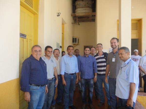 Comiss&atilde;o da CODEVASF visita Floriano.(Imagem:FlorianoNews)