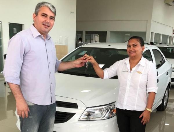 Legislativo de Floriano conta com novo automóvel para atender demandas