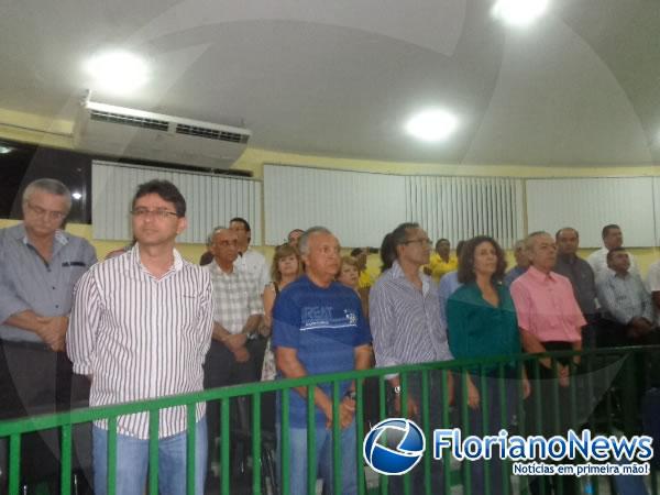 Medalha do M&eacute;rito Agr&ocirc;nomo Parentes &eacute; concedida ao Rep&oacute;rter Amarelinho e ao Prof. Luiz Paulo.(Imagem:FlorianoNews)