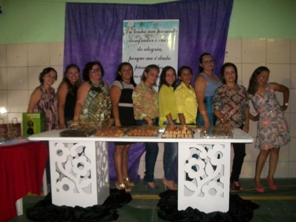 Escola Pequeno Pr&iacute;ncipe realizou festa em comemora&ccedil;&atilde;o ao Dia do Professor.(Imagem:FlorianoNews)
