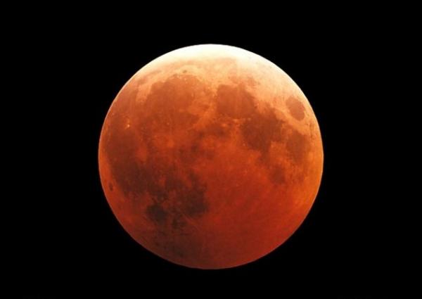 Maior eclipse lunar do século poderá ser visto do Brasil