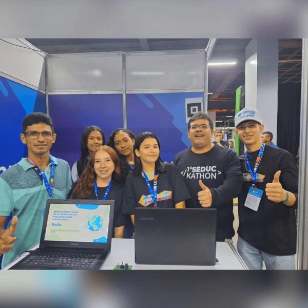 Estudantes da rede estadual levam projetos inovadores para o Campus Party Nordeste, em Recife