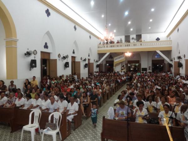 Derrubada do mastro marca encerramento dos festejos de S&atilde;o Pedro de Alc&acirc;ntara.(Imagem:FlorianoNews)