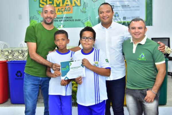Vereadores acompanham premia&ccedil;&atilde;o de projetos ambientais realizados em Floriano(Imagem:Reprodu&ccedil;&atilde;o)