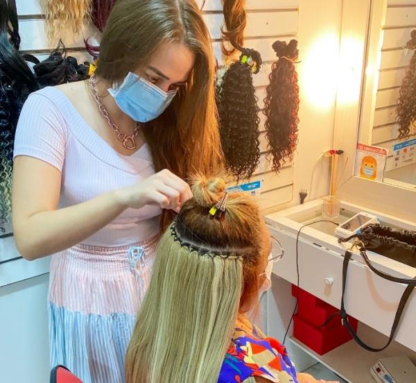 Alongamento de cabelo.(Imagem:Reprodu&ccedil;&atilde;o/Instagram)