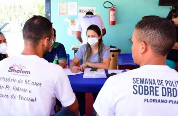 Prefeitura de Floriano realiza ação social Floriano Cidadã na Comunidade Terapêutica Shalom