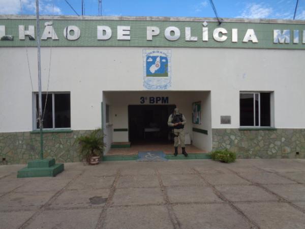 Polícia Militar apreende motos irregulares em Floriano