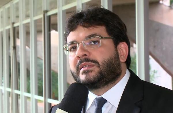 Secretário de Fazenda, Rafael Fonteles, está com Covid-19