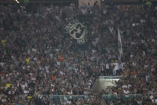Torcida do Botafogo esgota ingressos para jogo contra Criciúma e garante maior público de 2024