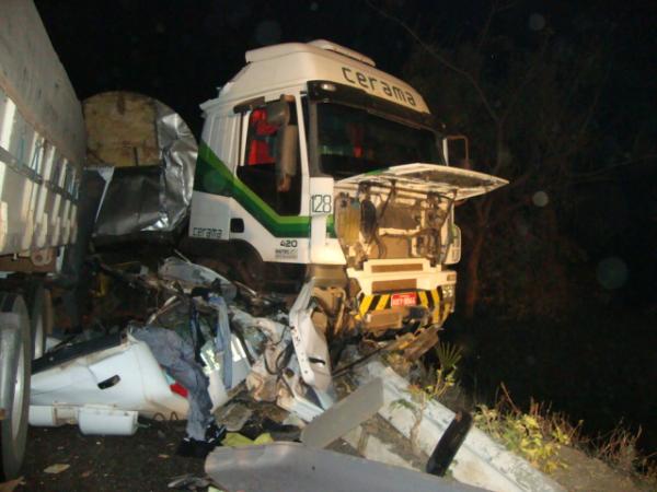 Colis&atilde;o na BR 230(Imagem:Reda&ccedil;&atilde;o)