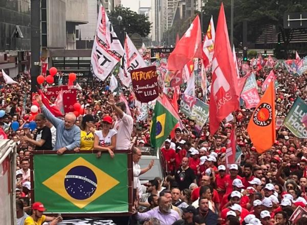 Lula desmente Bolsonaro e diz que não vai acabar com MEI: "Fui eu que criei"