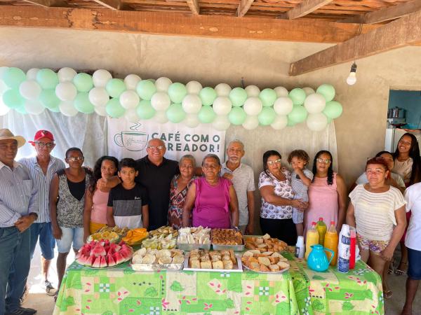Vereador Antônio José compartilha café da manhã com a comunidade do Assentamento Casulo