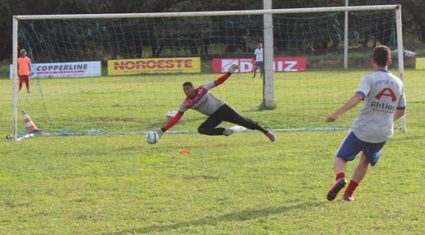 David pode assumir meta da equipe na decis&atilde;o por op&ccedil;&atilde;o de Moroni.(Imagem:Emanuele Madeira/GLOBOESPORTE.COM)