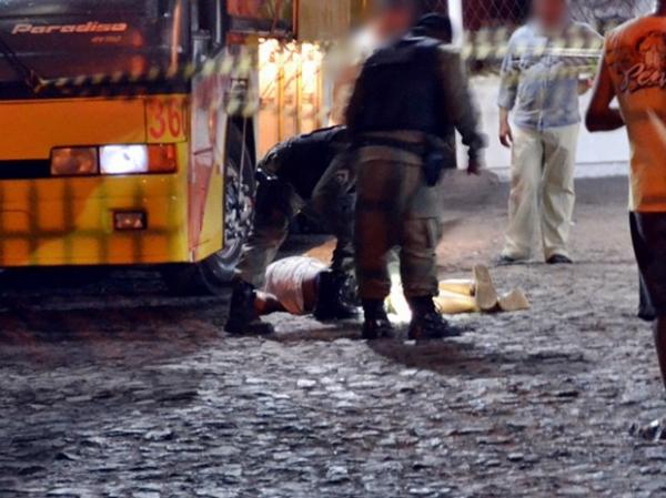 Homem é executado ao desembarcar em agência de viagem de Parnaíba