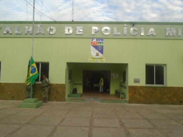 Salão de beleza é furtado no centro de Floriano