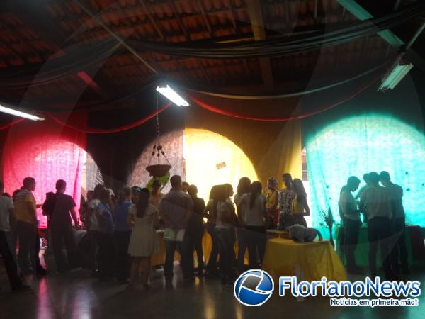 Alunos do Instituto Federal do Piau&iacute; realizam atividades na 1&ordf; semana da Consci&ecirc;ncia Negra.(Imagem:FlorianoNews)