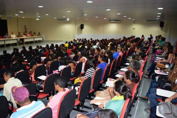 Prefeito Gilberto J&uacute;nior participa da aula inaugural do PROCAMPO.(Imagem:Waldemir Miranda)