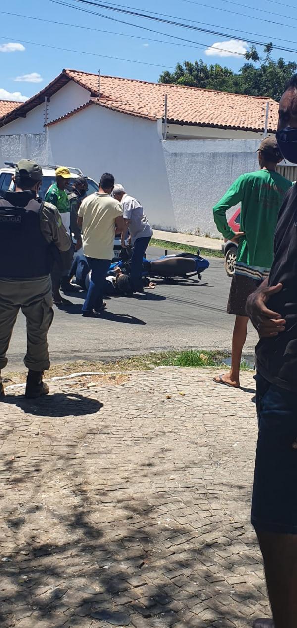 M&atilde;e e filho sofrem acidente em Floriano(Imagem:FlorianoNews)