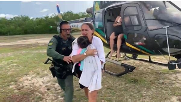 As v&iacute;timas conseguiram chegar em uma ilha e foram resgatadas em seguranca pela equipe do Bopaer.(Imagem:Reprodu&ccedil;&atilde;o)