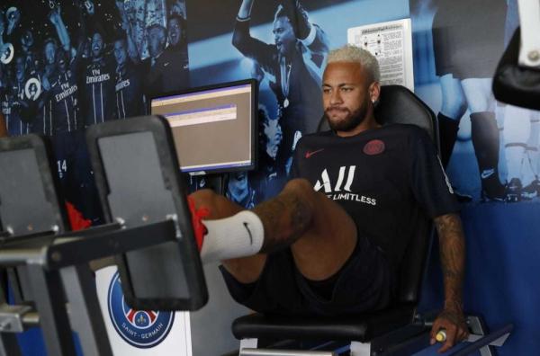 PSG confirma ausência de Neymar no amistoso deste sábado contra o Nuremberg