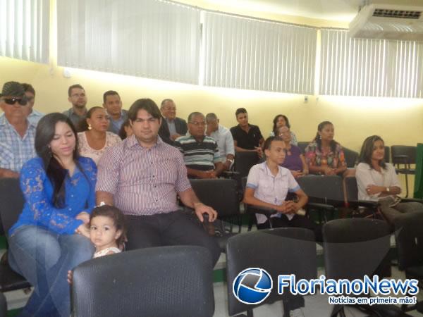 Vereador Carlos Ant&ocirc;nio toma posse como presidente da C&acirc;mara de Floriano.(Imagem:FlorianoNews)