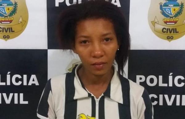 Mulher que matou idoso a facadas em Floriano é presa em Goiás