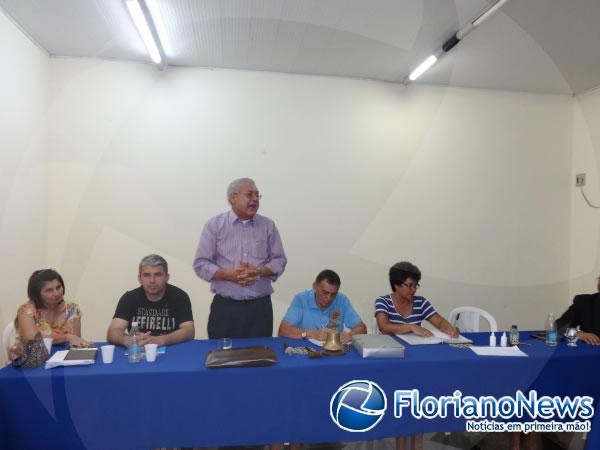 Rotary Club de Bar&atilde;o de Graja&uacute; realizou palestra sobre tratamento alternativo do c&acirc;ncer.(Imagem:FlorianoNews)